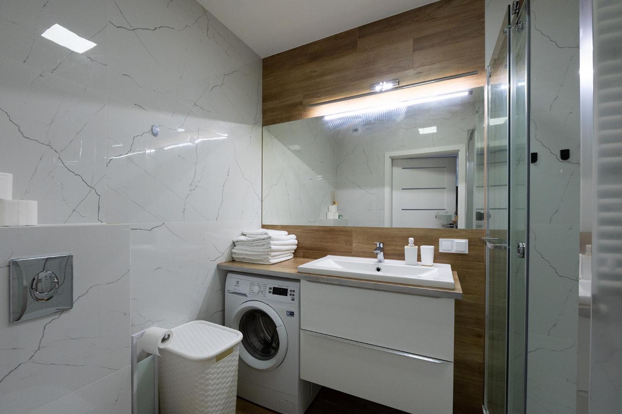 Apartment Manufaktura Luxury&free Parking Lodz (Lodz)